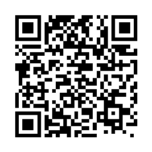 正好看见盛思颜从门缝里探出一个小脑袋二维码生成