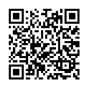 正身端坐在代表大地骑士的人白银王座之上二维码生成