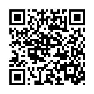 此时后方有一名面带疤痕的戎装女子过来二维码生成