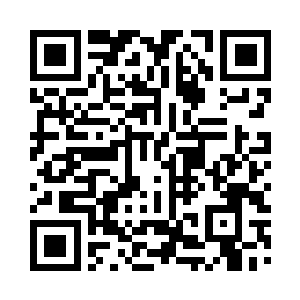 此时舱门已经打开 空姐微笑着站在舱门边上二维码生成