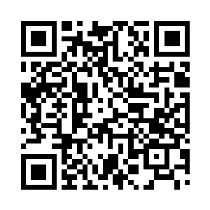 每个人腹上的布兜里都显得鼓鼓囊囊的二维码生成