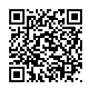 每个人都轻轻哼着古老而温暖的调子二维码生成