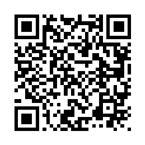 气势完全是压过了常青山的风雷变二维码生成