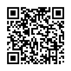 沈文茵看着远处在祭奠亲人的牺牲者家属们二维码生成