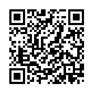 沈篱笑着跟德・朗布依埃夫人告别二维码生成