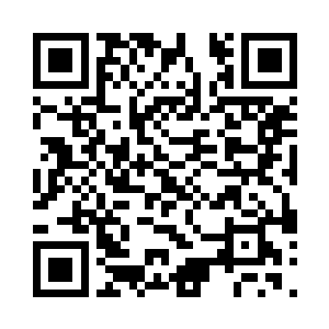 沈苍月便向着三人做了一个斩首的姿势二维码生成