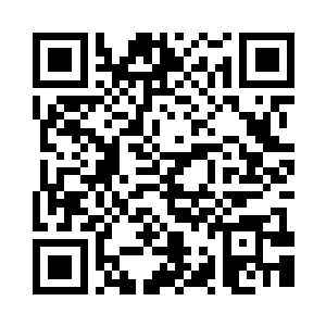 没一会儿就带着用雪擦拭干净的锅碗进来了二维码生成