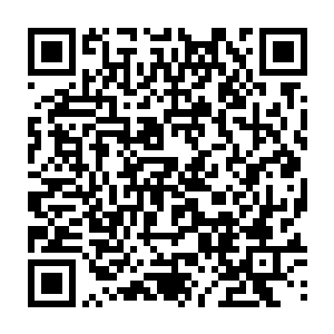 海勒的声音就再一次出现在张铁的脑海之中――黑铁之堡空间与地形改造完成二维码生成