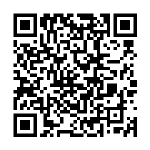 深蓝色的光芒赫然是那颗太乙水雷球所散发出来的二维码生成