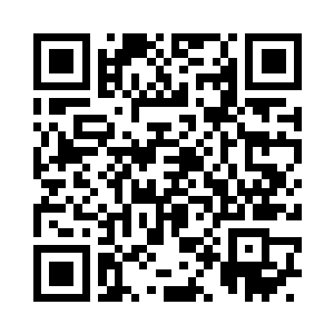 清澈的双眸的蒙上了一层淡淡的红光二维码生成