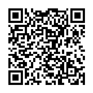 清醒过来的苏澈差点没把身边的安齐远给踹下床去二维码生成