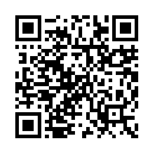 滔滔不绝地向李谦吐槽自己的老爸老妈二维码生成