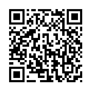 然后他转身扶着车里的人走了马车二维码生成