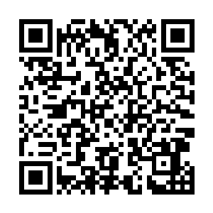 然后再用另外两种毒药使它一直处于半清醒半昏迷的状态二维码生成