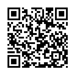 然后走到办公桌前又把纽扣炸弹收起来二维码生成