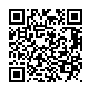 燕梵天望着下方这处广阔无垠的森林二维码生成