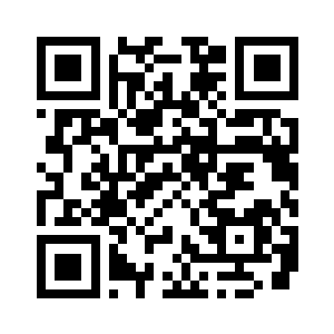 王征和他的父亲王云山站在门外二维码生成