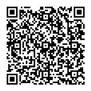 现在似乎忘了自己是一个管着几百号人的公司就管层想真正的化身为一个大西洋渔夫很是卖力的工作了起来二维码生成