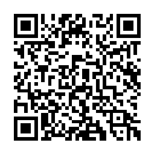 现在你们三个给我背着负重在这里奔跑三个小时二维码生成