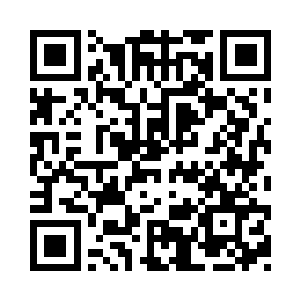 用纤细的手指指了指远处的一尊雕像二维码生成