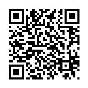 甩了两下手之后就投入到了工作之中二维码生成