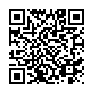 白财政和余佳俊两人躲在高楼之上二维码生成