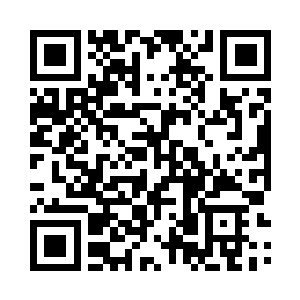 目光复杂的看着这个年轻人走下船去二维码生成