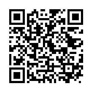 目光定格在已经被挖掘开的皇城地面上二维码生成