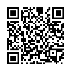 直接朝着抓着小男孩的男子后脑勺重重的一击二维码生成