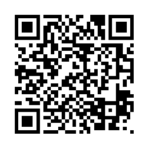 看样子这件事情根本不需要她们撮合二维码生成