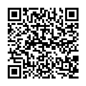 看看能不能从一些遗留的蛛丝马迹上查找出那个人的身份背景二维码生成