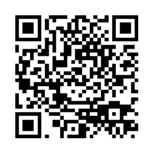 看着缓缓从人群里走出来的幽冥魔二维码生成