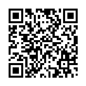 看着镜子里自己脸上青一块紫一块的样子二维码生成