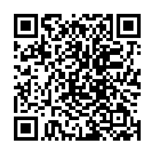 看起来就仿佛是被戈壁滩上面的那种十几级的狂风吹拂而过二维码生成