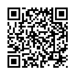 看起来打扮得非常的时尚的林多多二维码生成