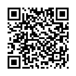 眼前这个年轻人根本就是异军突起二维码生成