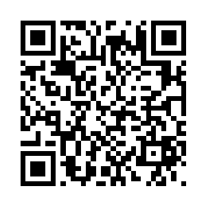 眼睛从树叶的缝隙间看向鹿群的方向二维码生成