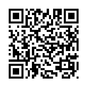 穿着一件不合她年龄的枚红色外衫二维码生成