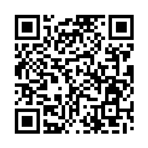 突然听到不远处的主席台传来一阵厉喝之声二维码生成