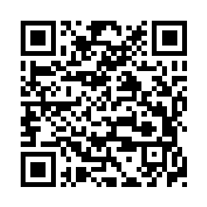 站在常威身旁的朱知楂是最后一个回过神来的二维码生成