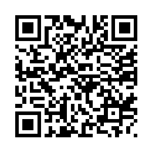 童夭明稳稳的站在第三十四阶梯上二维码生成