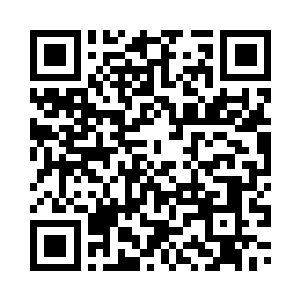 笑声中再没了之前那种腼腆的感觉二维码生成