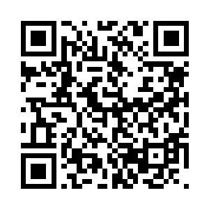 精神高度集中戒备着对方的突然行动二维码生成