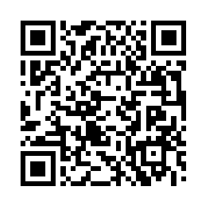 红虎在前方和那个妖兽头头正在奋力的交战着二维码生成