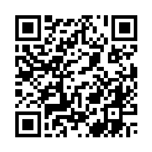 约瑟夫现在正跟在两个老头的旁边二维码生成