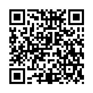 结果他刚好就看到雷天飞上去的一幕二维码生成