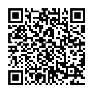 结果反倒是分出来从河边路上包抄的人先被那边的皮卡车发现二维码生成