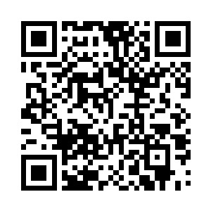 老村长也有些好奇的打量了雷欧克斯一眼二维码生成