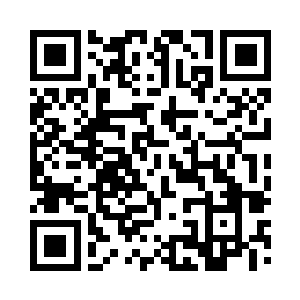 而一旁的小芸面带的笑容的给冷轩解惑道二维码生成