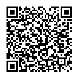 而且他们会把一切印有和他们不同文字的东西视为不洁和亵渎之物二维码生成